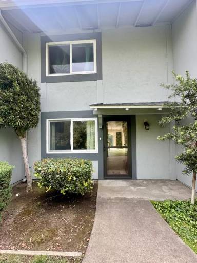 Main picture of 515 Tamarack Dr