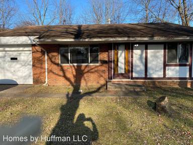 Main picture of 2200 Red Bud Cir