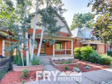 Main picture of 3242 Alcott St