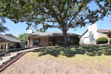 Main picture of 4414 Lone Star Trl