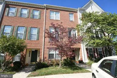 Main picture of 3699 Singleton Ter