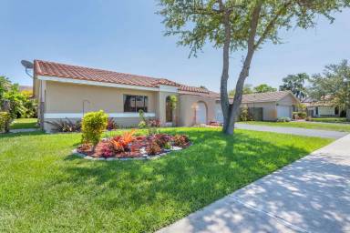 Main picture of 7906 NW 18th Pl