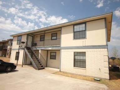 Main picture of 1805 Pontotoc Trce