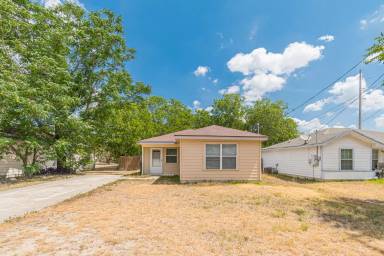 Main picture of 4835 John Victor Dr