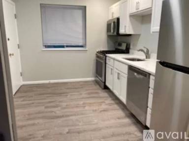 Main picture of 12 Bayberry Dr