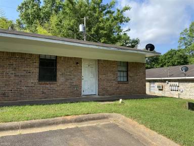 Main picture of 2505 N Franklin St