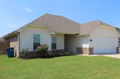 Main picture of 1808 Forestdale Blvd
