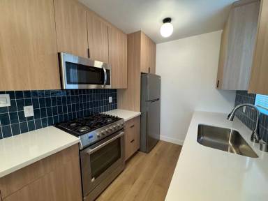 Main picture of 3222 Hollydale Dr