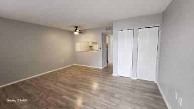 Main picture of 311 Country Club Oval