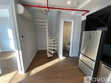 Main picture of 1556 Fulton St