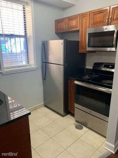 Main picture of 3631 W Dickens Ave