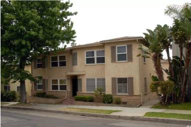 Main picture of 3826 E 1st St
