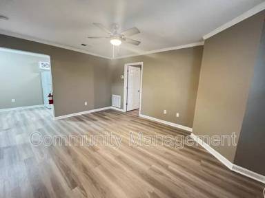 Main picture of 2150 N Sherwood Forest Dr Apartments