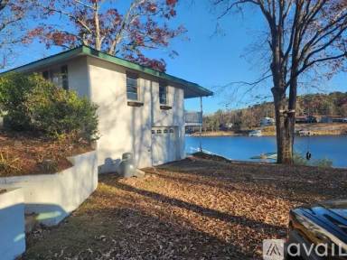 Main picture of 111 Dogwood Ct