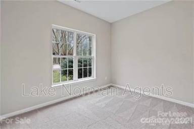 Main picture of 2031 Heywood Ave