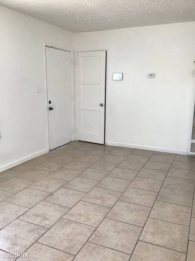 Main picture of 937 Carson St