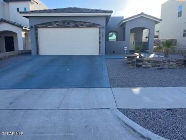 Main picture of 6093 Rivet Pl