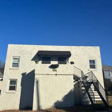 Main picture of 15 Sawyer St