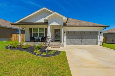 Main picture of 5779 Belmont Stakes Rd