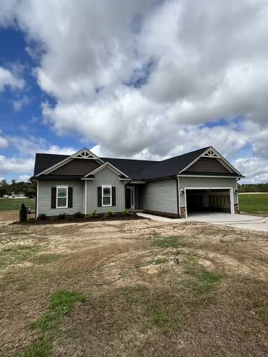 Main picture of 25 Budd Godwin Ln