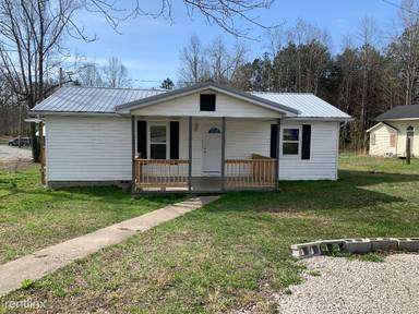 Main picture of 265 Youngs Chapel Rd