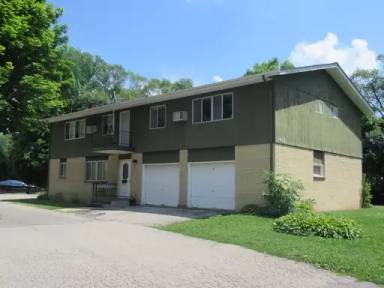 Main picture of 605 S Randall Ave