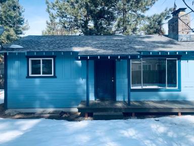 Main picture of 924 Macinaw Rd