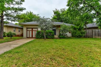 Main picture of 1723 Churchill Way