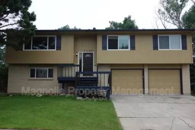 Main picture of 1185 Applewood Dr