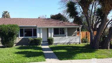 Main picture of 35 Wistaria Way