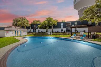 Main picture of 531 Bedford Rd