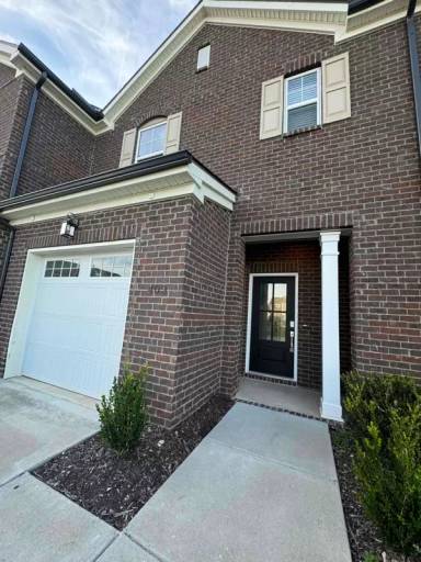 Main picture of 401 Walton St
