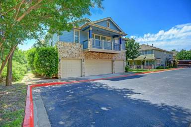 Main picture of 1401 E Old Settlers Blvd