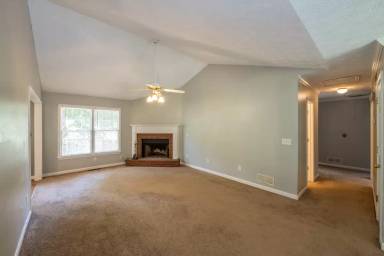 Main picture of 1327 Winding River Trl