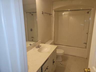 Main picture of 1021 Woodlawn Dr