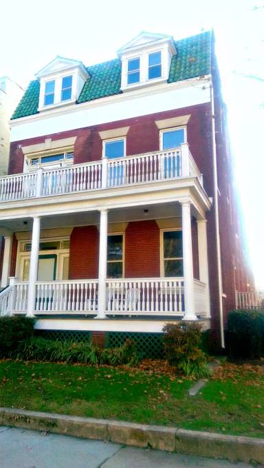 Main picture of 1617 Grove Ave