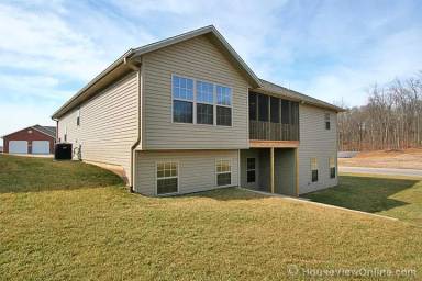 Main picture of 1428 Holly Dr