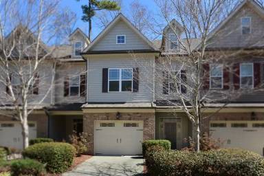 Main picture of 306 Rose Walk Ln