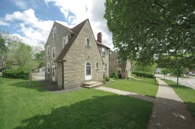 Main picture of 723 S Allen St