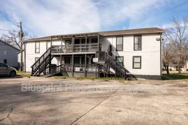 Main picture of 7721 1st Ave S