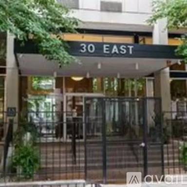 Main picture of 30 E Division St