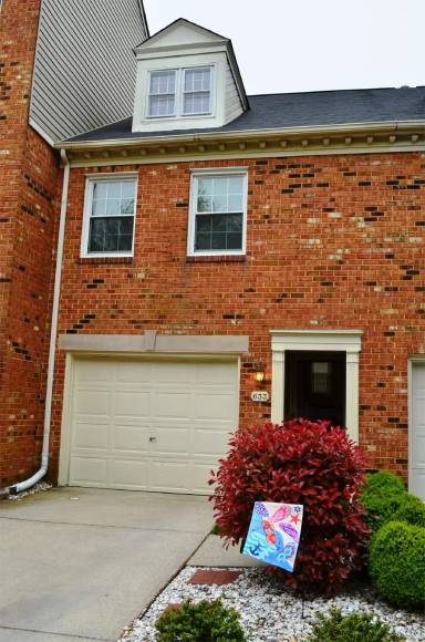 Main picture of 635 Todd Trl