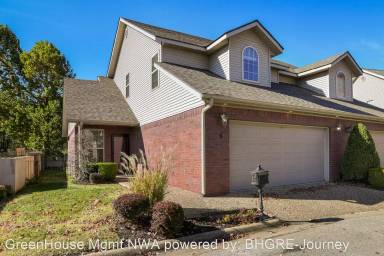Main picture of 5 W Prairie Dunes Ct