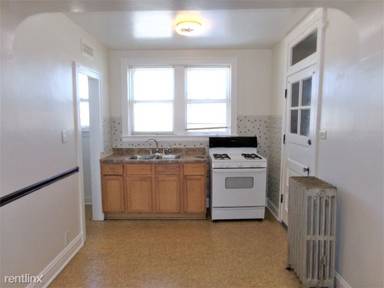 Main picture of 2735 N Lockwood Ave