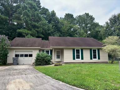 Main picture of 255 Bayberry Ct