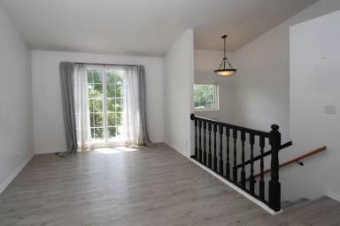 Main picture of 3540 W Garfield St