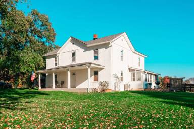 Main picture of 6240 Pigeon Hill Ln