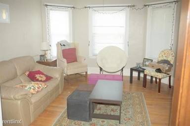 Main picture of 54 Quincy St
