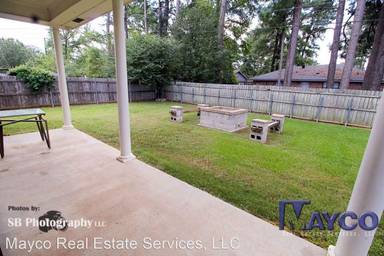 Main picture of 416 Red Oak Ln