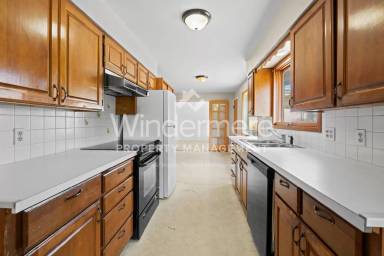 Main picture of 6828 N G St